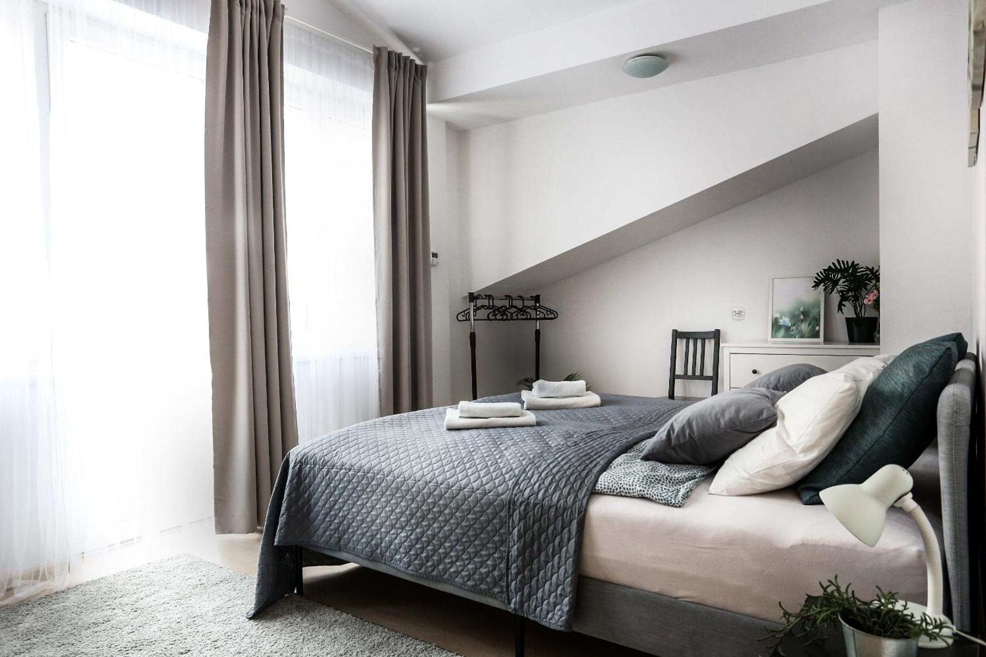 Apartment Fully-furnished With Air Conditioning For Families, Cracow Old Town Krakow